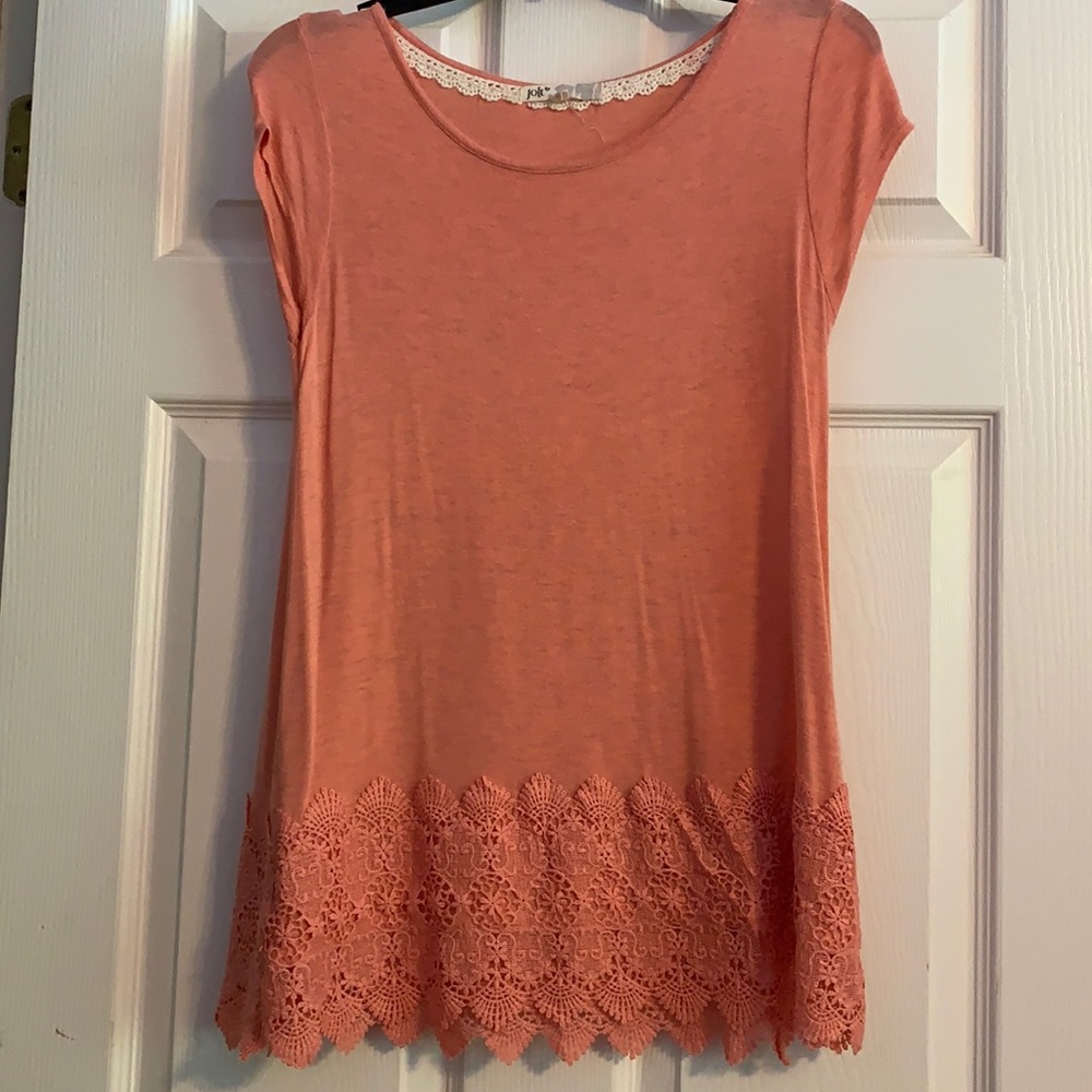 women’s dressy top